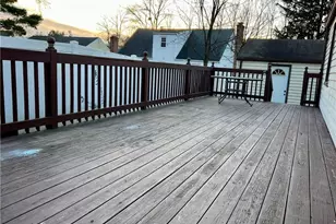 3 Elm Dr, West Hartford, CT 06110 - Photo 20