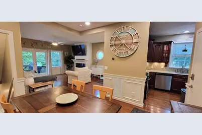 101 Madeline Avenue #APT 51, Waterbury, CT 06708 - Photo 8