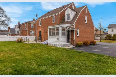 281 Brown Street, Hartford, CT 06114 - Photo 2