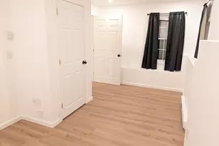 23 Mechanics St, Putnam, CT 06260 - Photo 8