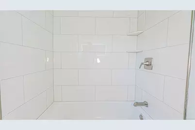 206 Huntington Turnpike, Bridgeport, CT 06610 - Photo 16