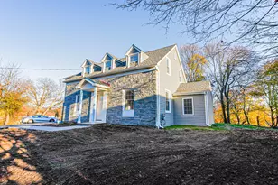 206 Huntington Turnpike, Bridgeport, CT 06610 - Photo 2