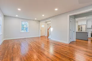 206 Huntington Turnpike, Bridgeport, CT 06610 - Photo 6