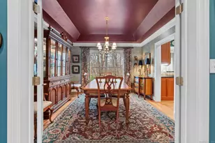 18 Daniel Cir, Suffield, CT 06078 - Photo 6