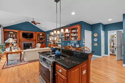 18 Daniel Circle #18, Suffield, CT 06078 - Photo 10