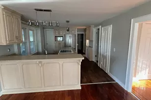 41 S Main St, Westbrook, CT 06498 - Photo 6