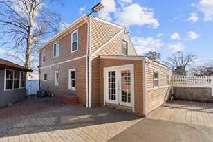 69 Glen Cir, Bridgeport, CT 06610 - Photo 38