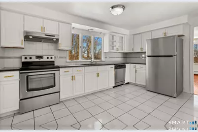 37 Kitcher Court, Trumbull, CT 06611 - Photo 8