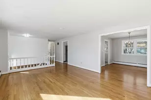 8 Cherryfield Dr, West Hartford, CT 06107 - Photo 6