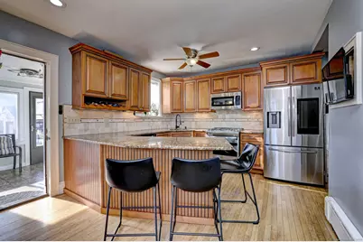 715 Wilcoxson Avenue, Stratford, CT 06614 - Photo 14