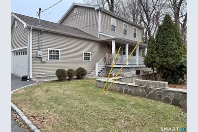 70 Renwick Place, Bridgeport, CT 06604 - Photo 2