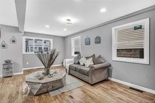 45 Arlington St, West Haven, CT 06516 - Photo 12