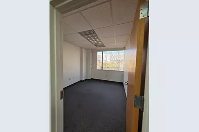 400 Bayonet Street #301, New London, CT 06320 - Photo 4