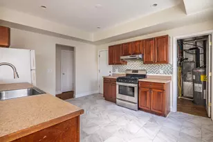 25 Hunting St, Bridgeport, CT 06606 - Photo 14