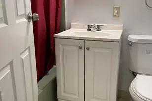 88 Wakelee Rd, Waterbury, CT 06705 - Photo 6