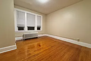 75 Whitmore St, Hartford, CT 06114 - Photo 4