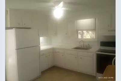 20 Parker Place, Branford, CT 06405 - Photo 4