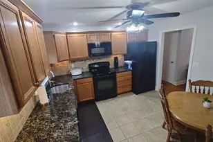 56 Dessa Dr, Hamden, CT 06517 - Photo 16