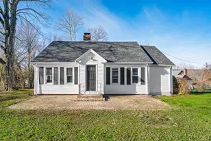 574 Butternut St, Middletown, CT 06457 - Photo 2