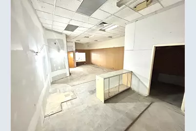 105 Bank Street #1A, Waterbury, CT 06702 - Photo 2