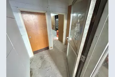 105 Bank Street #1A, Waterbury, CT 06702 - Photo 6