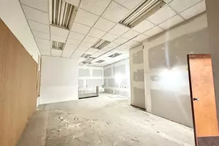 105 Bank St, Waterbury, CT 06702 - Photo 1