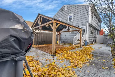 35 Kent Avenue, Bridgeport, CT 06610 - Photo 22