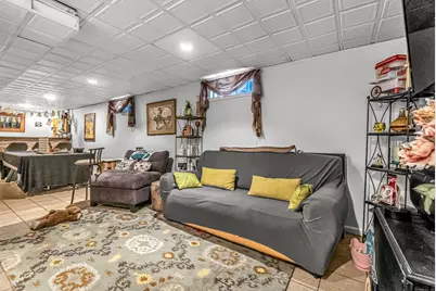 35 Kent Avenue, Bridgeport, CT 06610 - Photo 20