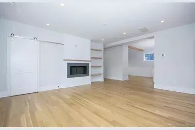 124 Fox Street, Fairfield, CT 06824 - Photo 10