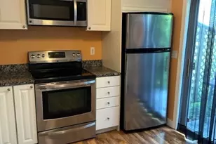 585 Park Rd, Waterbury, CT 06708 - Photo 2