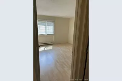 585 Park Road #10-8, Waterbury, CT 06708 - Photo 6