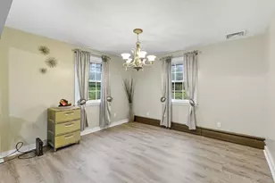 41 Chestnut Dr, Windsor, CT 06095 - Photo 6