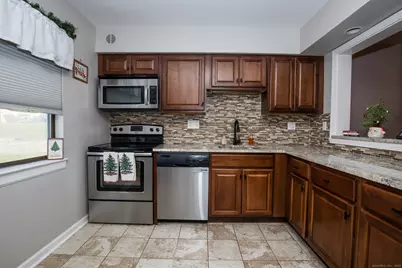 163 Monticello Drive #163, Branford, CT 06405 - Photo 4