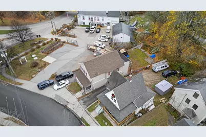 22 Willetts Avenue, New London, CT 06320 - Photo 2