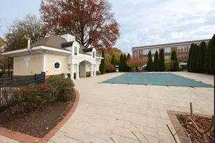 49 Park Pl Cir, West Hartford, CT 06110 - Photo 30
