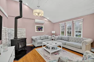 157 Bluebird Dr, Naugatuck, CT 06770 - Photo 10