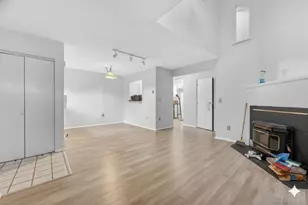 85 N Main St, East Hampton, CT 06424 - Photo 4