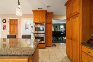 116 Larkspur Ln, Bristol, CT 06010 - Photo 14