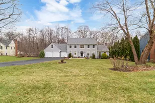116 Larkspur Ln, Bristol, CT 06010 - Photo 2
