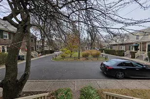 70 Sims St, Bridgeport, CT 06604 - Photo 20