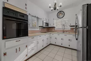 139 Pennsylvania Ave, East Lyme, CT 06357 - Photo 12