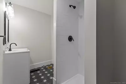 8 Bancroft Street, Torrington, CT 06790 - Photo 10