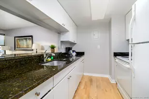 127 Greyrock Pl, Stamford, CT 06901 - Photo 10