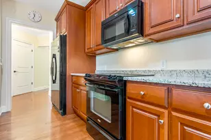 332 Still Water Cir, Brookfield, CT 06804 - Photo 10