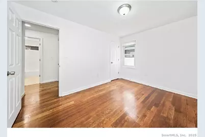 405 Ruth Street, Bridgeport, CT 06606 - Photo 12