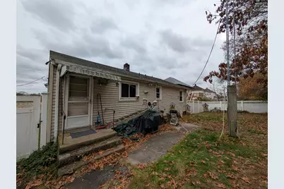 366 Burr Street, New Haven, CT 06512 - Photo 6