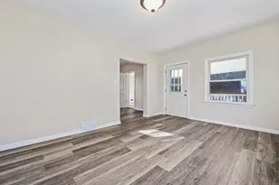 423 Waterville St, Waterbury, CT 06710 - Photo 10