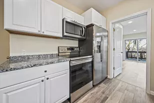 423 Waterville St, Waterbury, CT 06710 - Photo 18