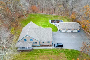 15 Forsyth Rd, Montville, CT 06370 - Photo 2