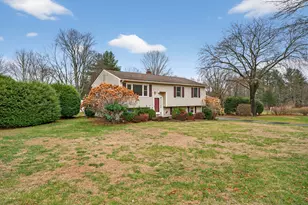 3 Cherry Heights Terrace, Newtown, CT 06482 - Photo 2